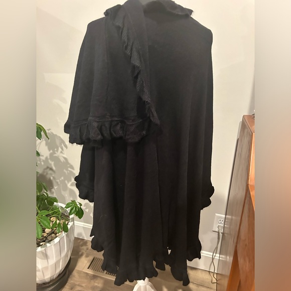 NWT April Marin black shawl; one size; can be worn many ways. Beautiful. - Picture 3 of 5